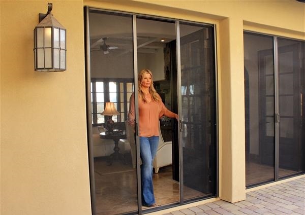 Lưới chống muỗi Hòa Phát dạng lùa